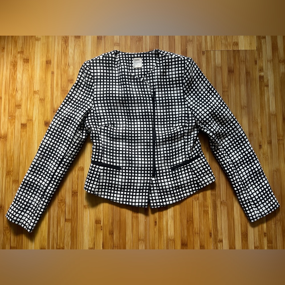 L'AGENCE Monochrome Grid Pattern Top
